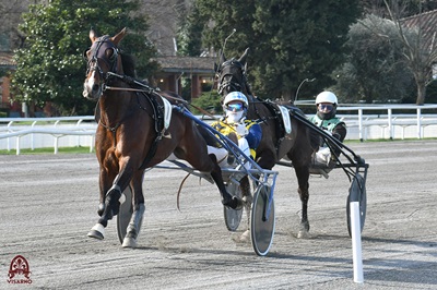 Nel Premio Atollo Faith di Poggio si isola in 1.13.9 con Alberto Garruto fra i cadetti di Firenze