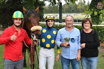 Con Alessio Satta la 8 anni Forbidden Colour torna al successo sui 1200 metri del Premio Montjeu