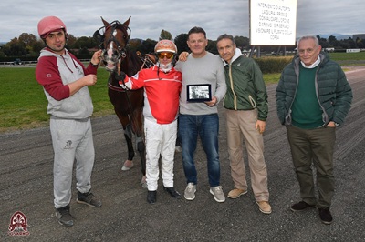 Sui 2020 metri dell'Ubaldo Baldi la stoccata di Greadly Jet con Luongo