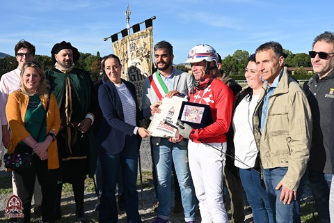 Con Orsini Bat Host sfreccia in 1.13.1 nella Finale del Palio degli Esercizi Storici a Firenze